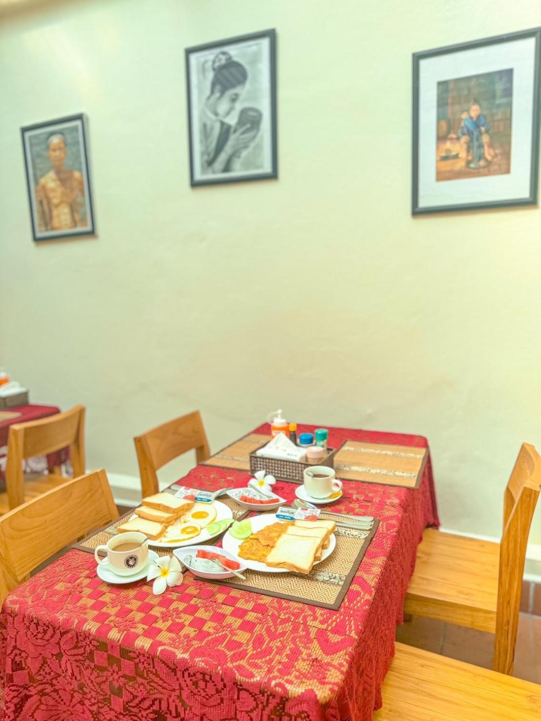 Luang Phasouk Hotel Λουάνγκ Πραμπάνγκ Εξωτερικό φωτογραφία